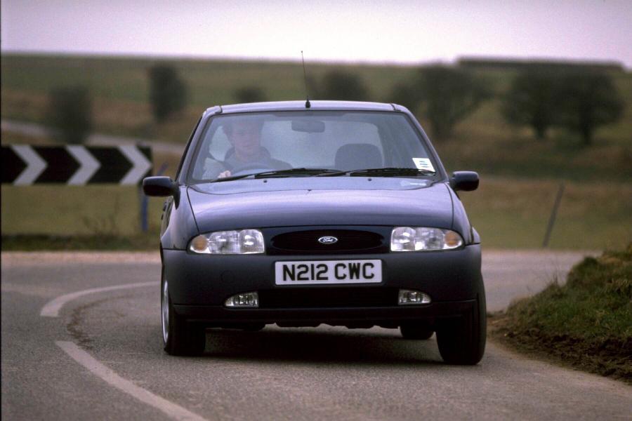  Ford Fiesta 1996 года  (фото 11 из 53)